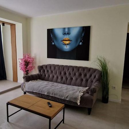 באיה מארה University Apartment מראה חיצוני תמונה