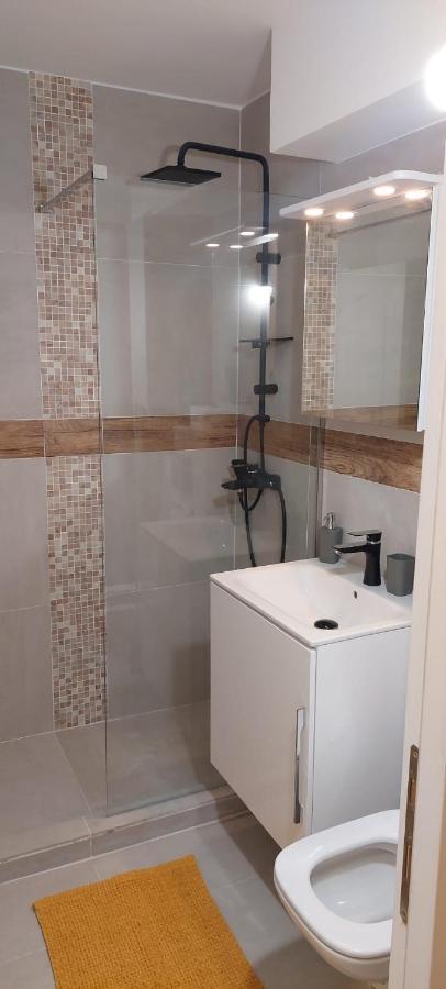 באיה מארה University Apartment מראה חיצוני תמונה